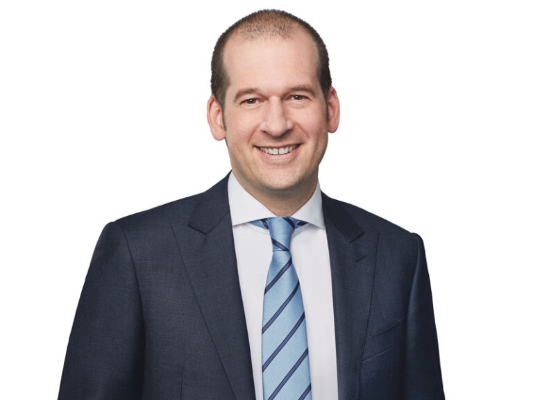 Photo portrait de Jean-Philippe Lemay.
