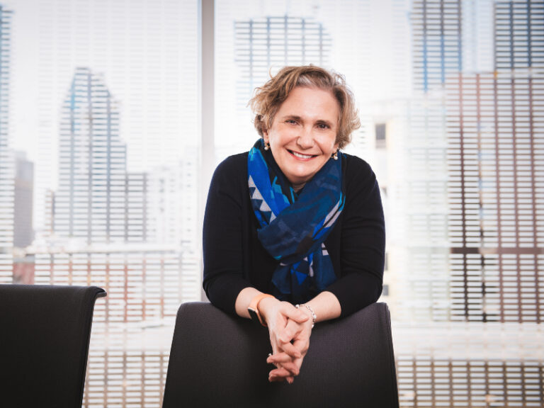 Photo portrait de Sophia Bennaceur.