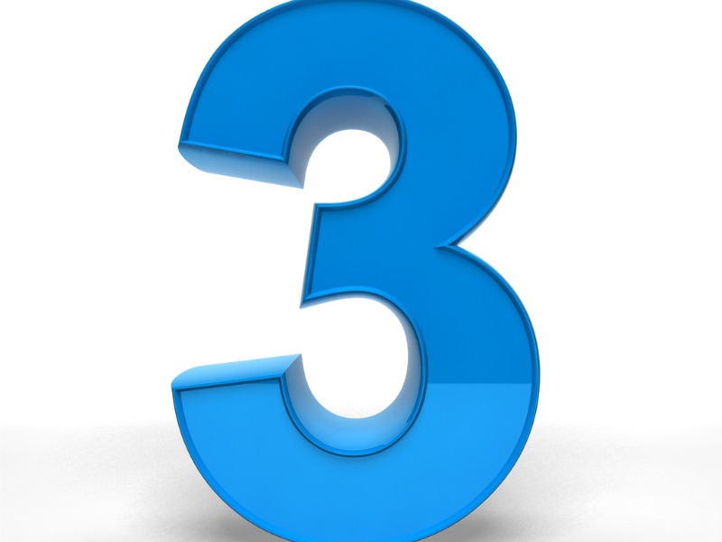 Le numéro 3.